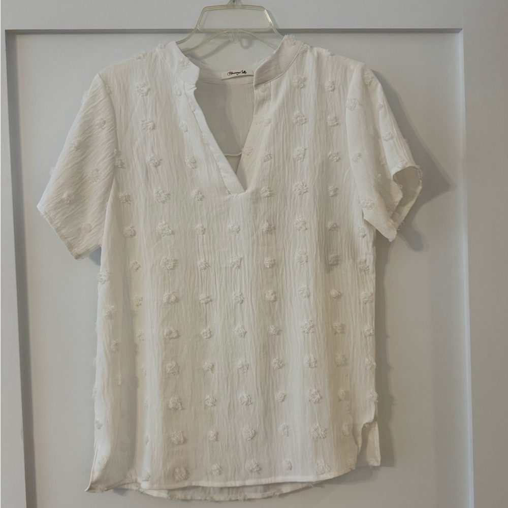 Chic White Textured Blouse for Women
